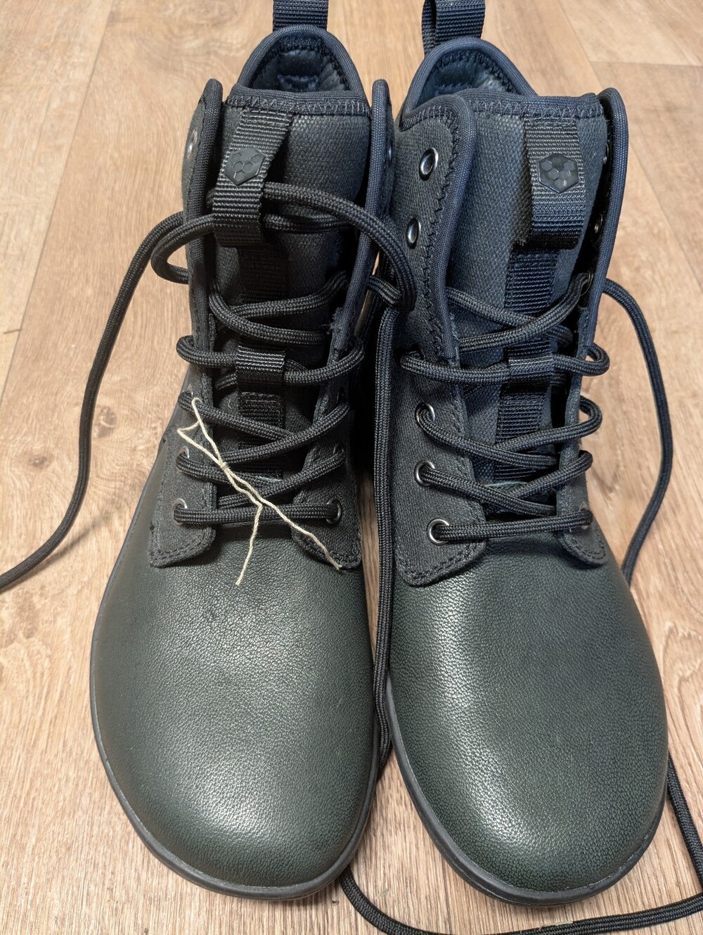Men's Vivo barefoot Boots .Black Lace-Up Casual Boots - Black